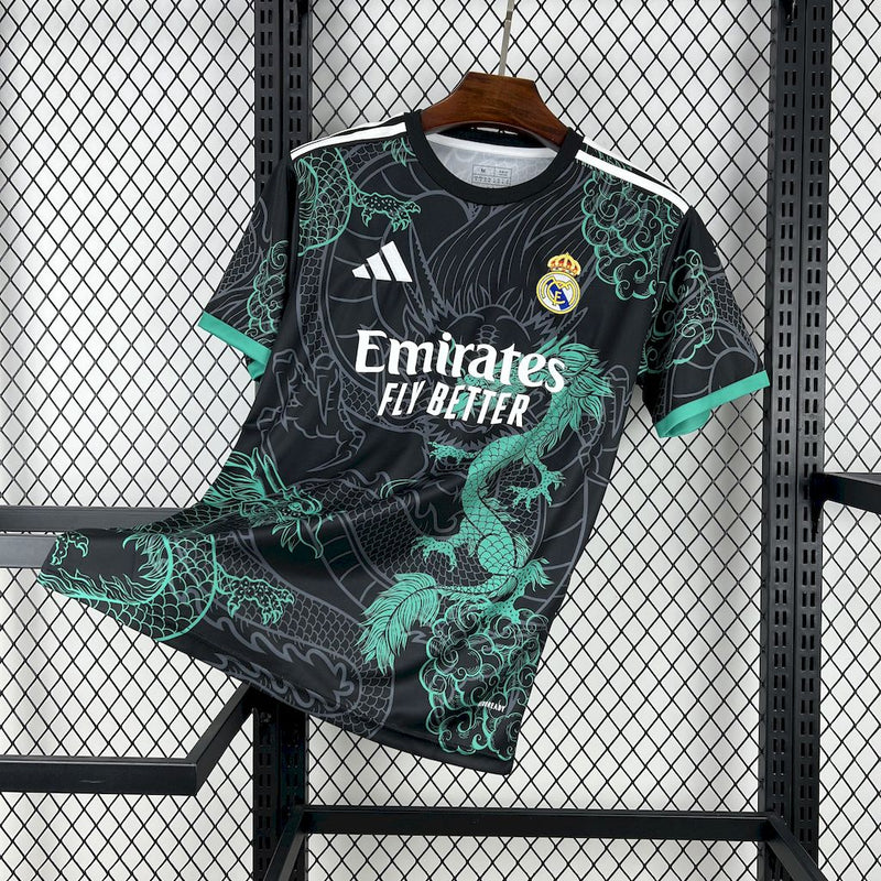CAMISA DO REAL MADRID 25/26 PRETO EDIÇÃO ESPECIAL